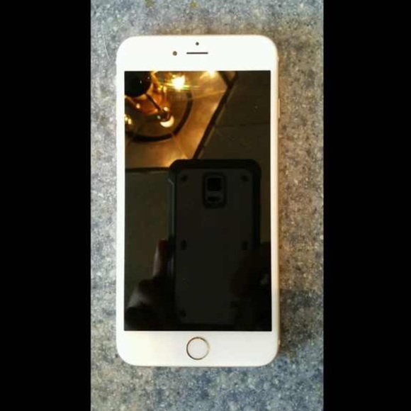 Apple iPhone Gold 6Plus 64gb - Picture 2 of 4