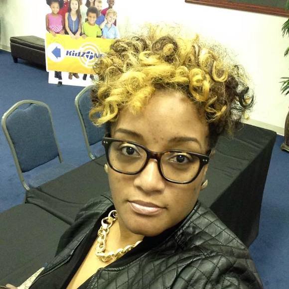 Meet your Posher, Tia