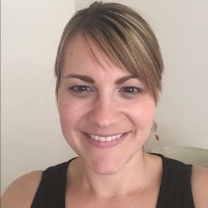 Meet your Posher, Acacia