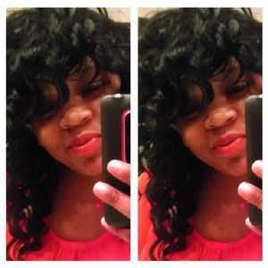 Meet your Posher, Julia