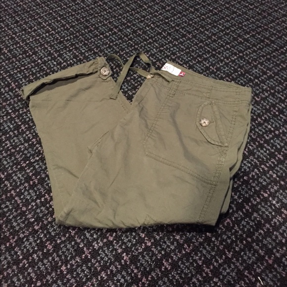 Army Green SO Capris