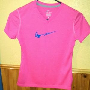 ⛔ LAST CHANCE! ⛔Nike Dri-Fit Tee!