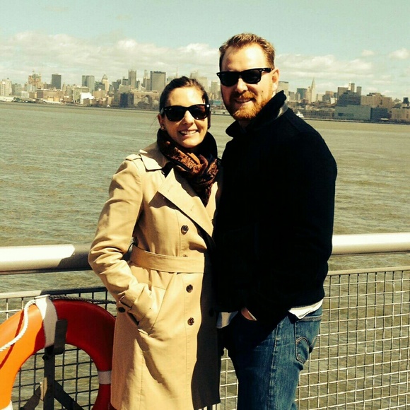 Meet your Posher! - Picture 2 of 3