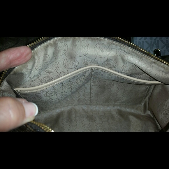 Add pics - Picture 3 of 3