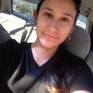Meet your Posher, Vanessa