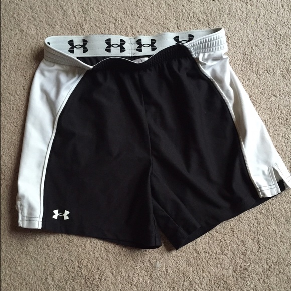 Under Armour shorts - Picture 1 of 1