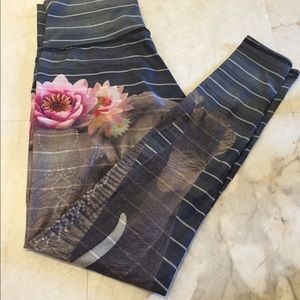 Teeki Elephant hot pants