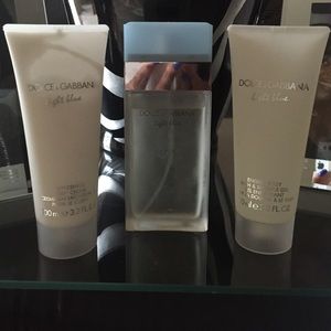 Dolce Gabbana Light Blue Perfume set!