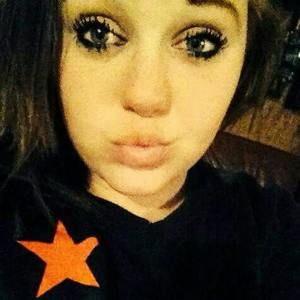 Meet your Posher, Lily