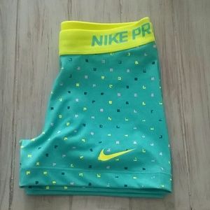 Nike pro shorts NWOT