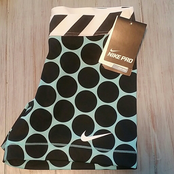 Nike pro shorts NEW