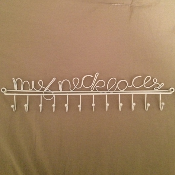 Necklace Holder