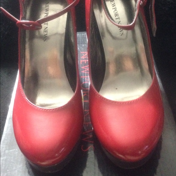 Red patent platforms
