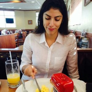 Meet your Posher, Kathya