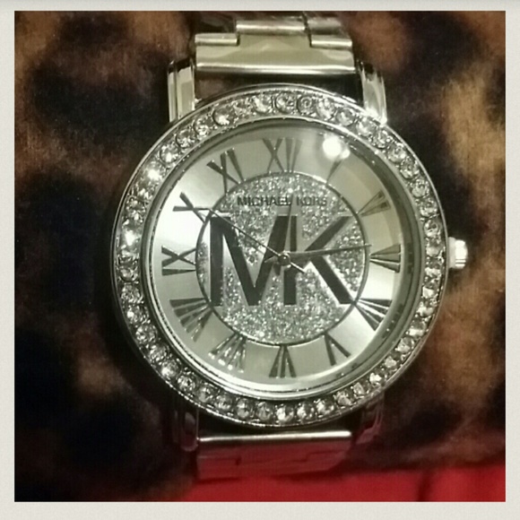 Mk watch