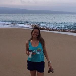 Meet your Posher, Stephanie