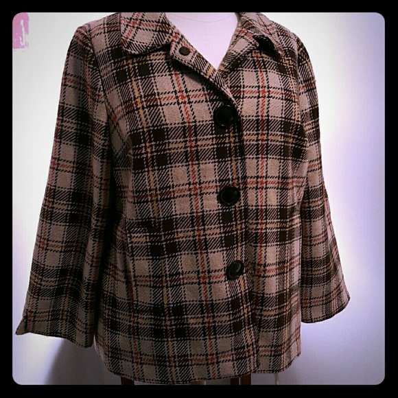 Coat - Picture 1 of 4