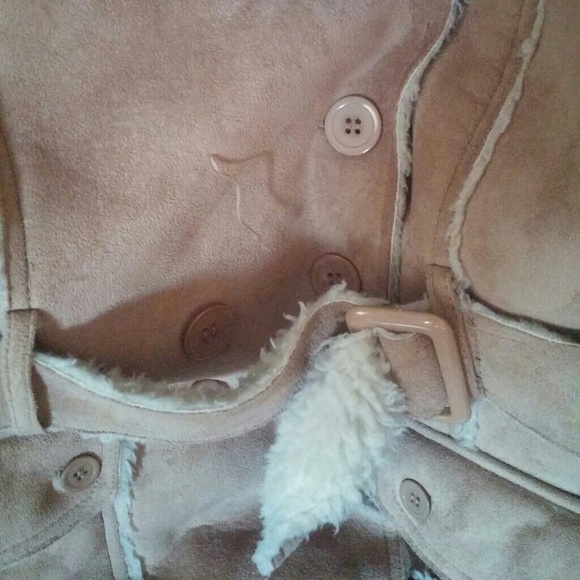 Faux Fur Jacket - Picture 3 of 4