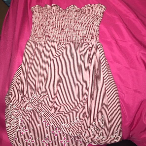 Cute strapless strip top