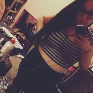 Meet your Posher, Desi