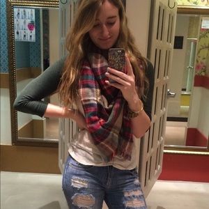 Meet your Posher, Marissa