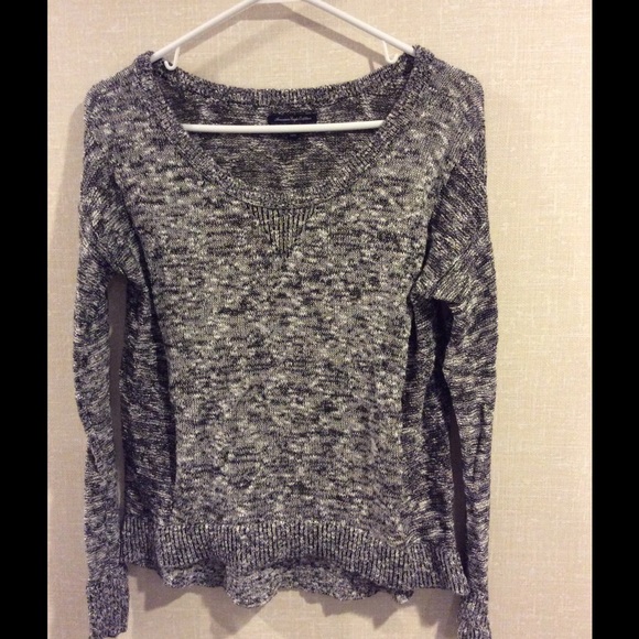 American Eagle Outfitters Sweaters - Am Eagle scoop black/white sweater size small