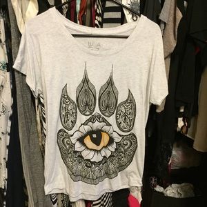 Luna Wolf Eye Print Tee