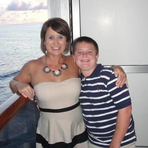 Meet your Posher, Tiffany