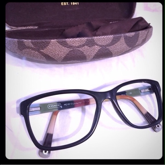 Authentic coach eyeglasses very good condition.