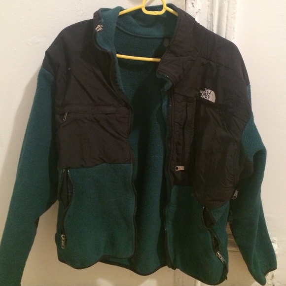 Dark green north face fleece jacket