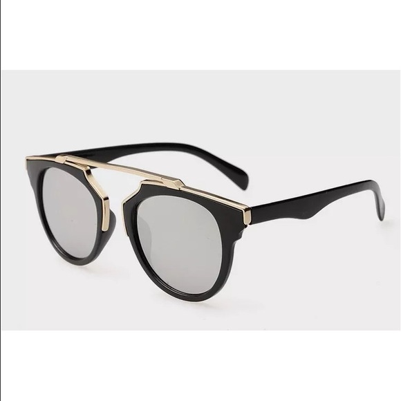 Women's sunglasses