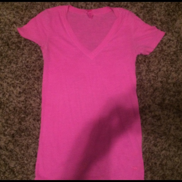 Victoria's Secret pink shirt size small - Picture 3 of 3