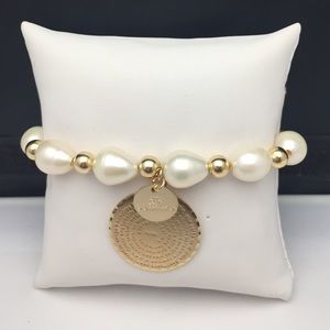 Bracelet with Fresh Water Pearls