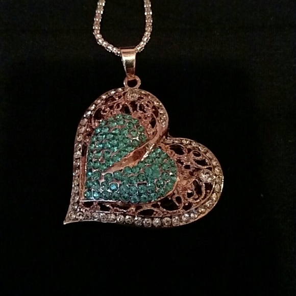 Betsey Johnson necklace