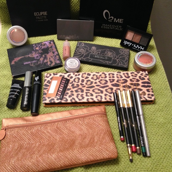 SoldProfessional make up kit bundle - Picture 2 of 4