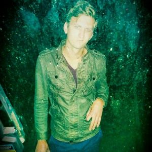 Meet your Posher, Chris