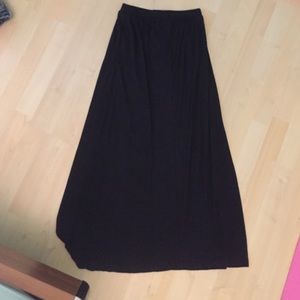 XS H&M black maxi skirt barely worn