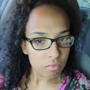 Meet your Posher, Shawna