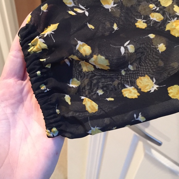 Volcom blouse - Picture 4 of 4