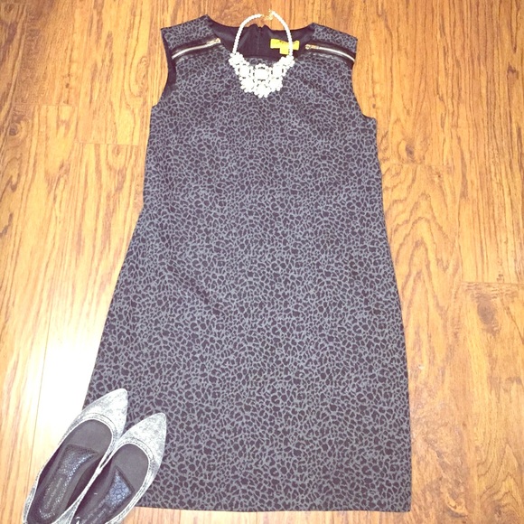 Clari.e. Dresses & Skirts - Black and grey leopard print dress
