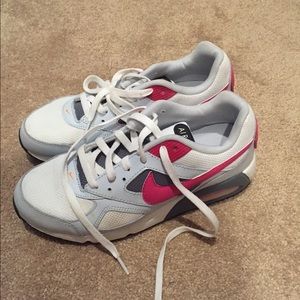 Gently worn Air Max 💕