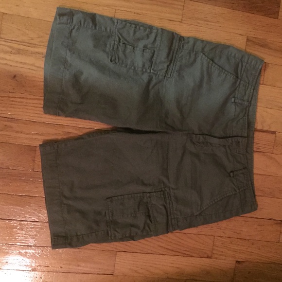 Mid length cargo shorts