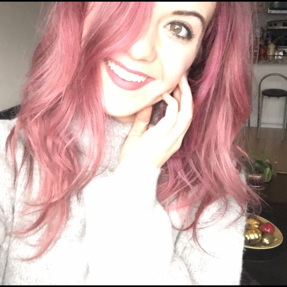 Meet your Posher, Rachel - Picture 2 of 2