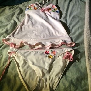 White tankini with cute flowers!!