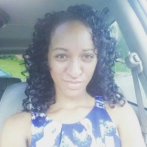 Meet your Posher, Lakeisha