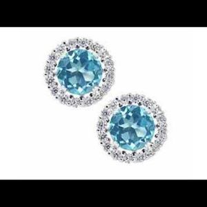 Bundle 2 sets ofStuds