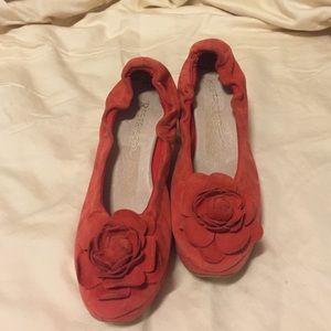 Coral Restricted Wedge Heels