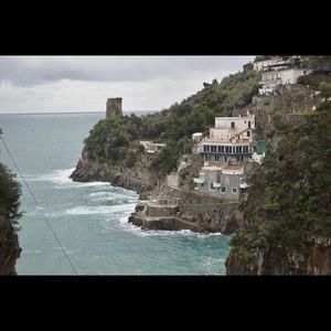 Meet your Posher, Imelda