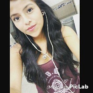 Meet your Posher, Mariana