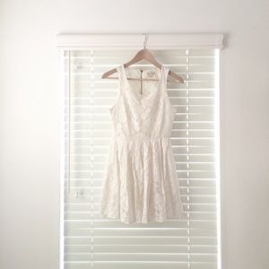 Classic white lace dress! :)